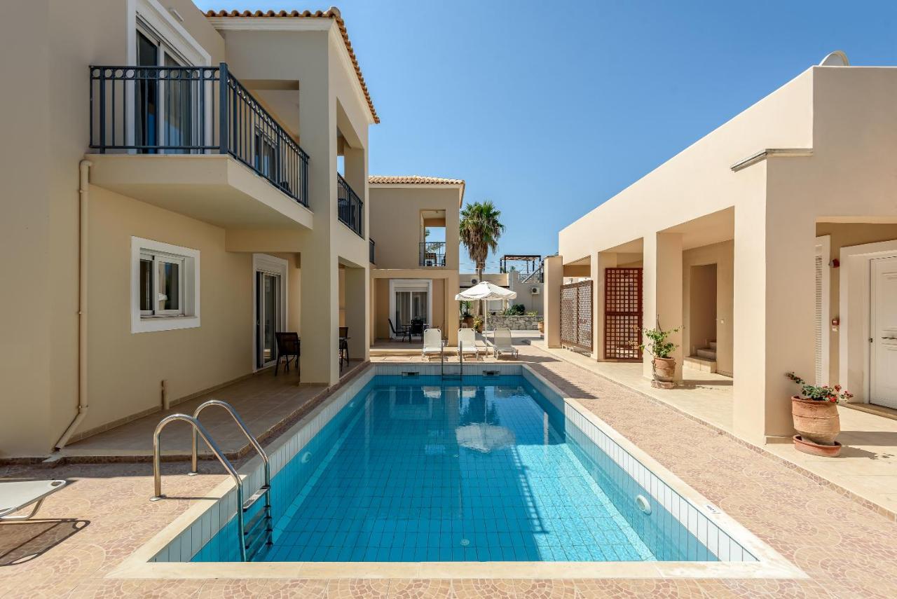 Azure Beach Villas Kissamos Luaran gambar